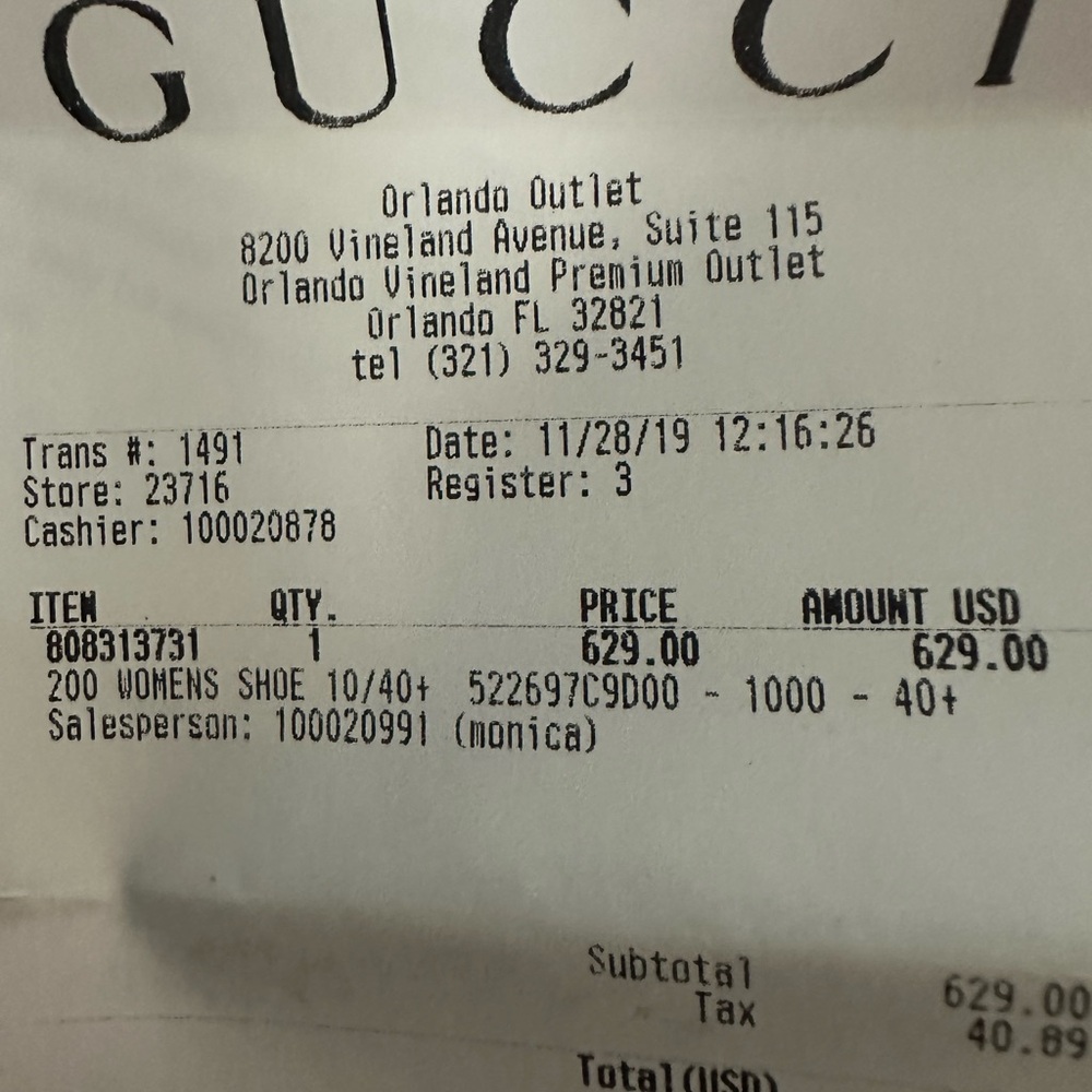 Gucci Black Loafers with Embellished Buckle and Heel - Picture 11 of 12